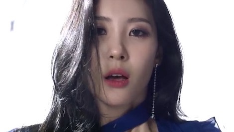 MV Heroine - Sunmi hinh anh