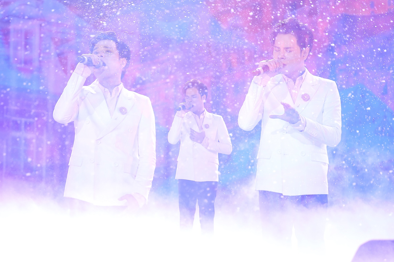 v live year end party 2017 anh 4