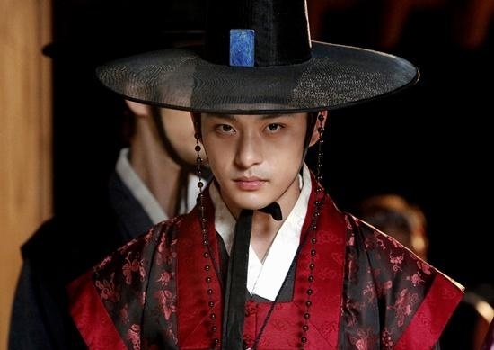 em trai ha ji won tu tu anh 4