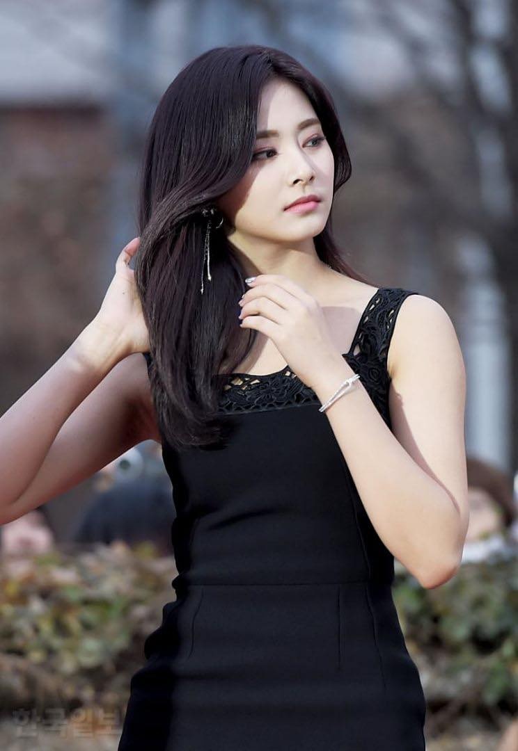 sao hàn thảm đỏ gaon chart ảnh 10 sao han tham do gaon chart anh 10