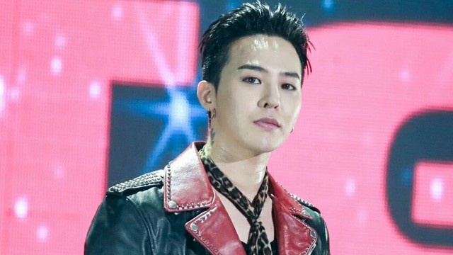 G-Dragon nhập ngũ ảnh 2 G-Dragon nhap ngu anh 2