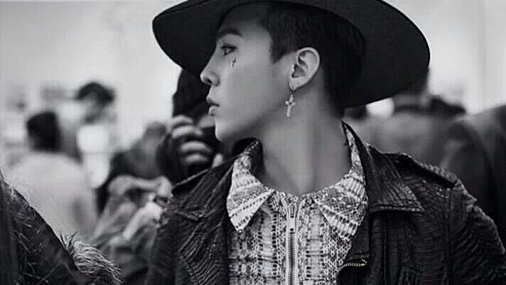 g-dragon nhập ngũ ảnh 2 g-dragon nhap ngu anh 2