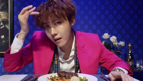 Thanh vien BTS 'danh le' van nhanh chong lap ky luc hinh anh