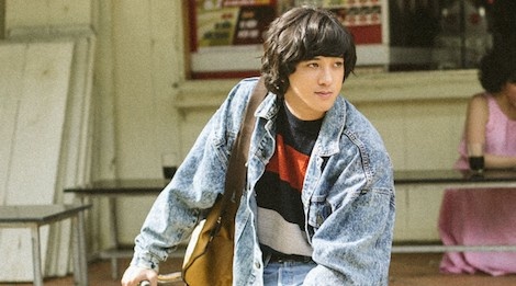 Ve lang tu cua chang trai gay thuong nho trong 'Thang nam ruc ro' hinh anh