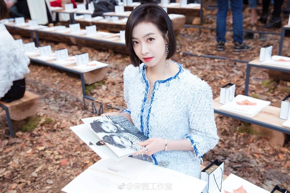 show chanel tuần lễ thời trang paris 2018 ảnh 17 show chanel tuan le thoi trang paris 2018 anh 17