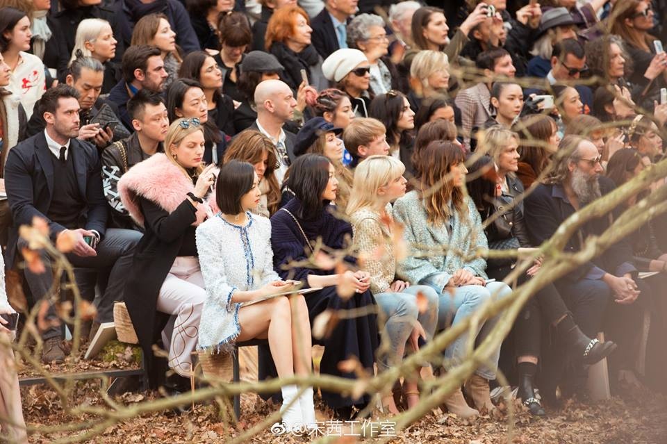 show chanel tuần lễ thời trang paris 2018 ảnh 16 show chanel tuan le thoi trang paris 2018 anh 16