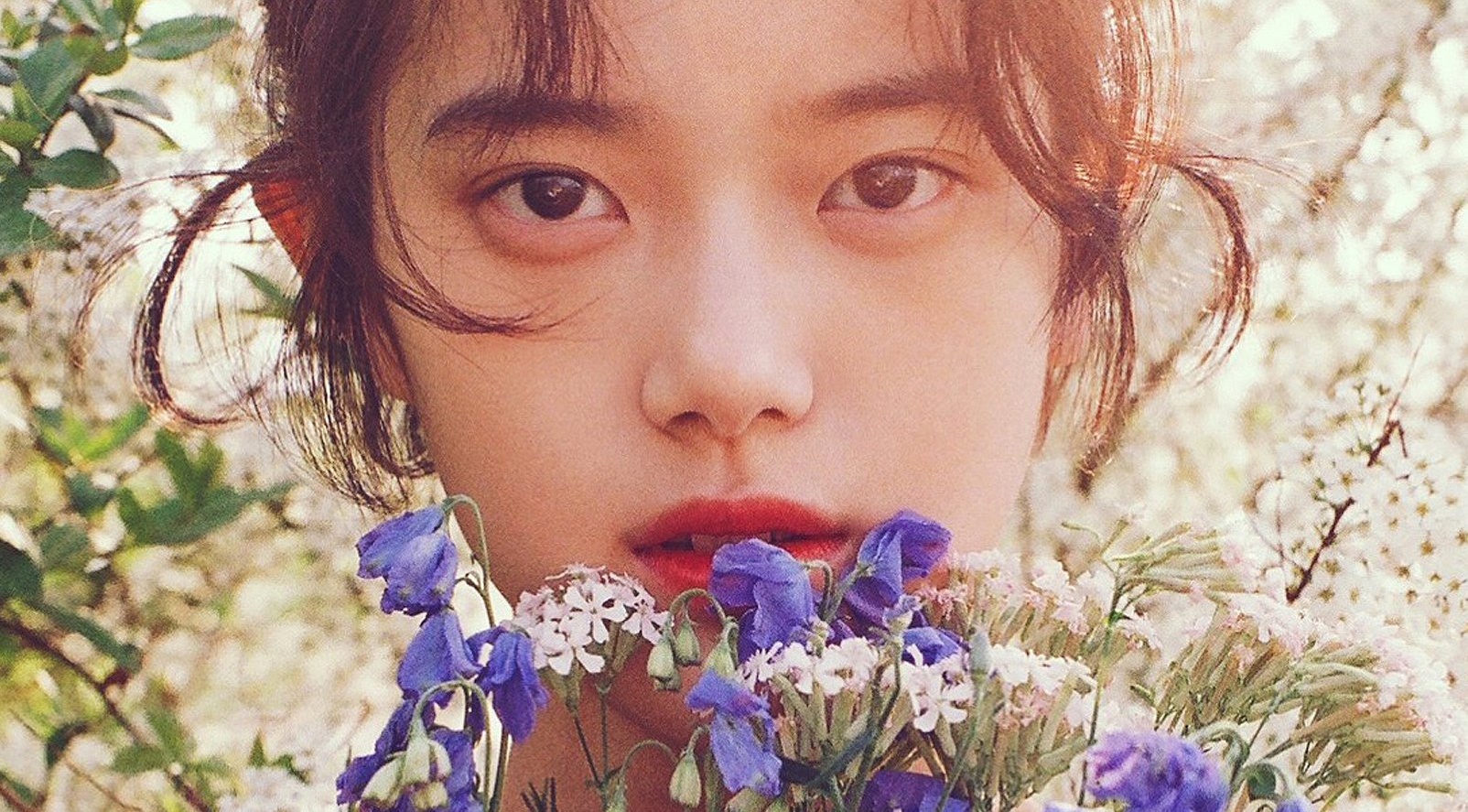 Nang tho moi cua Kpop: Da xinh dep con hat hay hinh anh