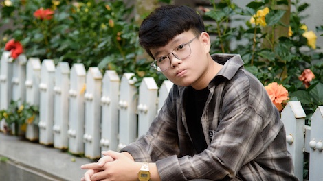 Ngoc Dolil hat live ca khuc 'Cung anh' hinh anh