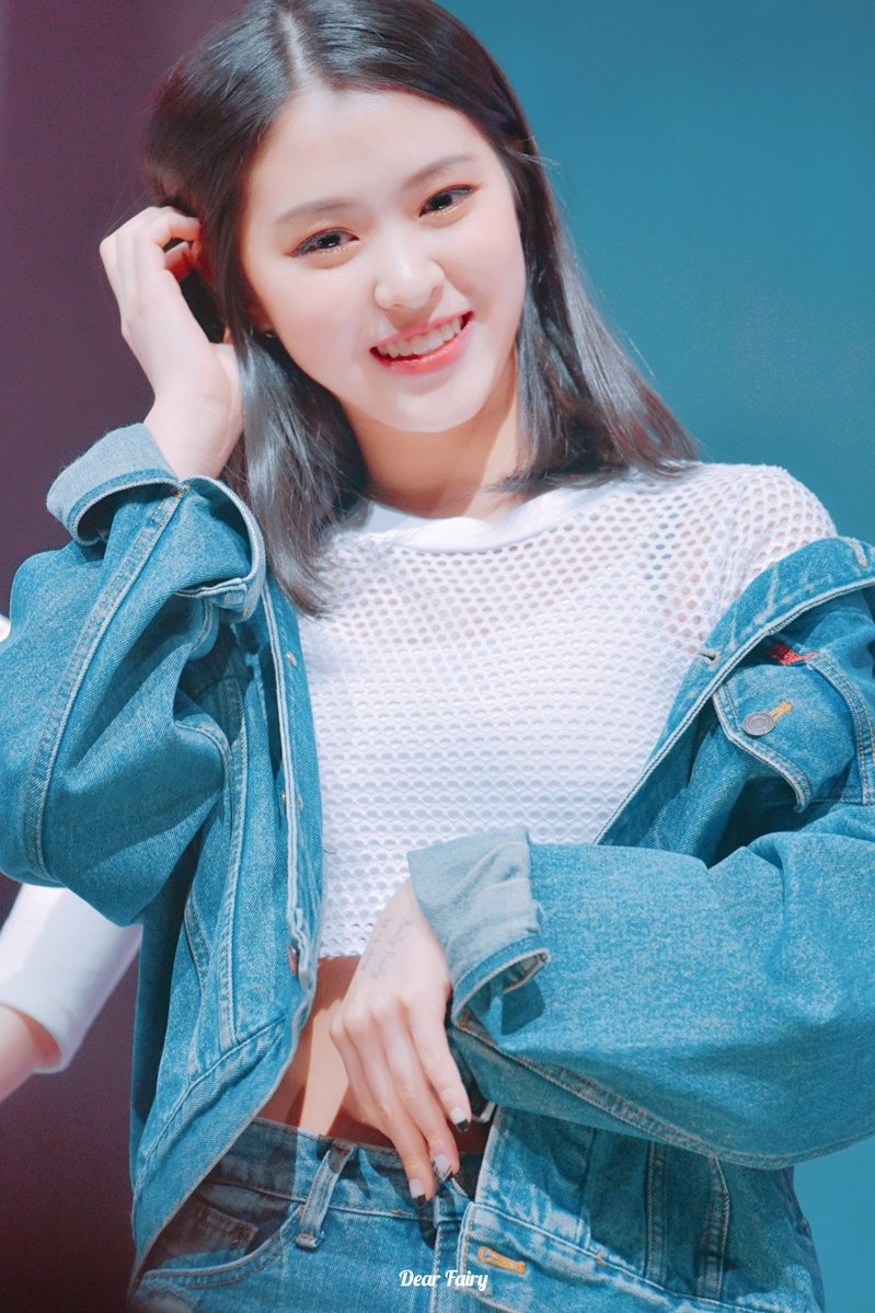 thuc tap sinh kpop xinh dep anh 1