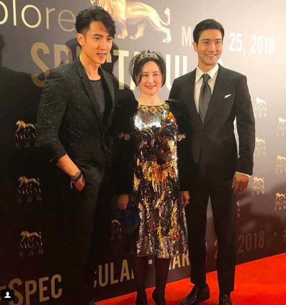 ảnh choi si won, liam hemsworth ảnh 4 anh choi si won, liam hemsworth anh 4