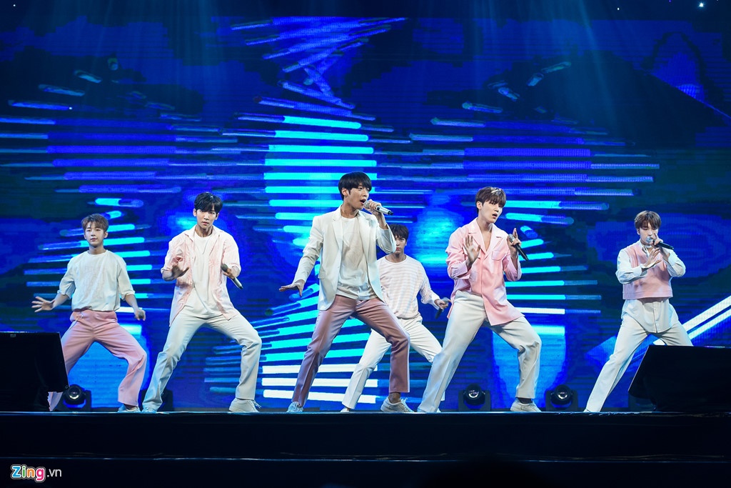 than tuong han hat tieng viet anh 5