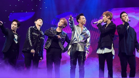 Nhung lan the hien hit tieng Viet khien fan ca ngoi cua sao Han hinh anh