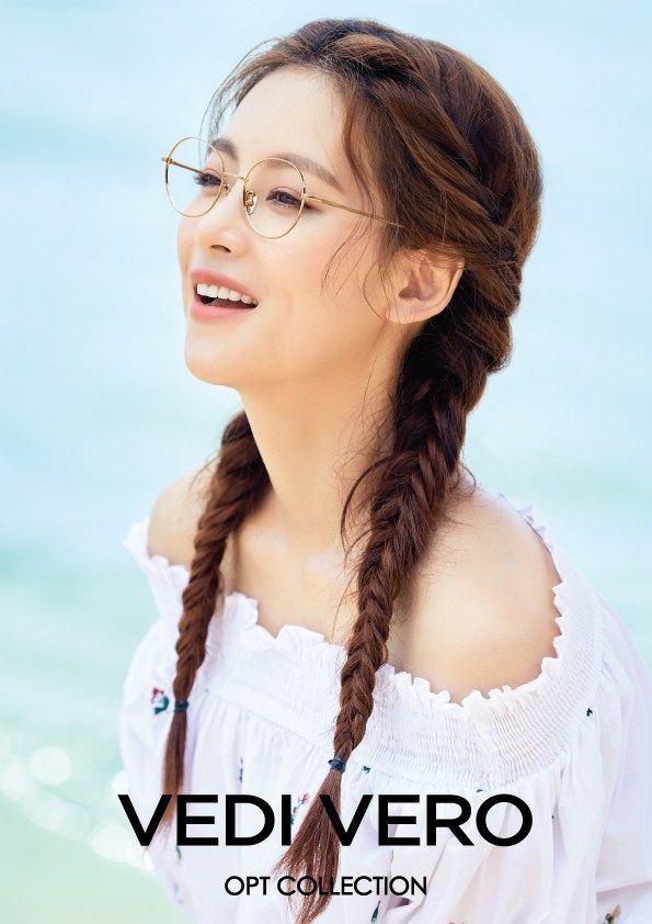 nhan sac ban gai kim bum anh 4