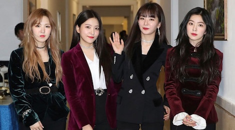 Nhom nhac Han bi chi trich vi goi viec gap go Kim Jong Un la 