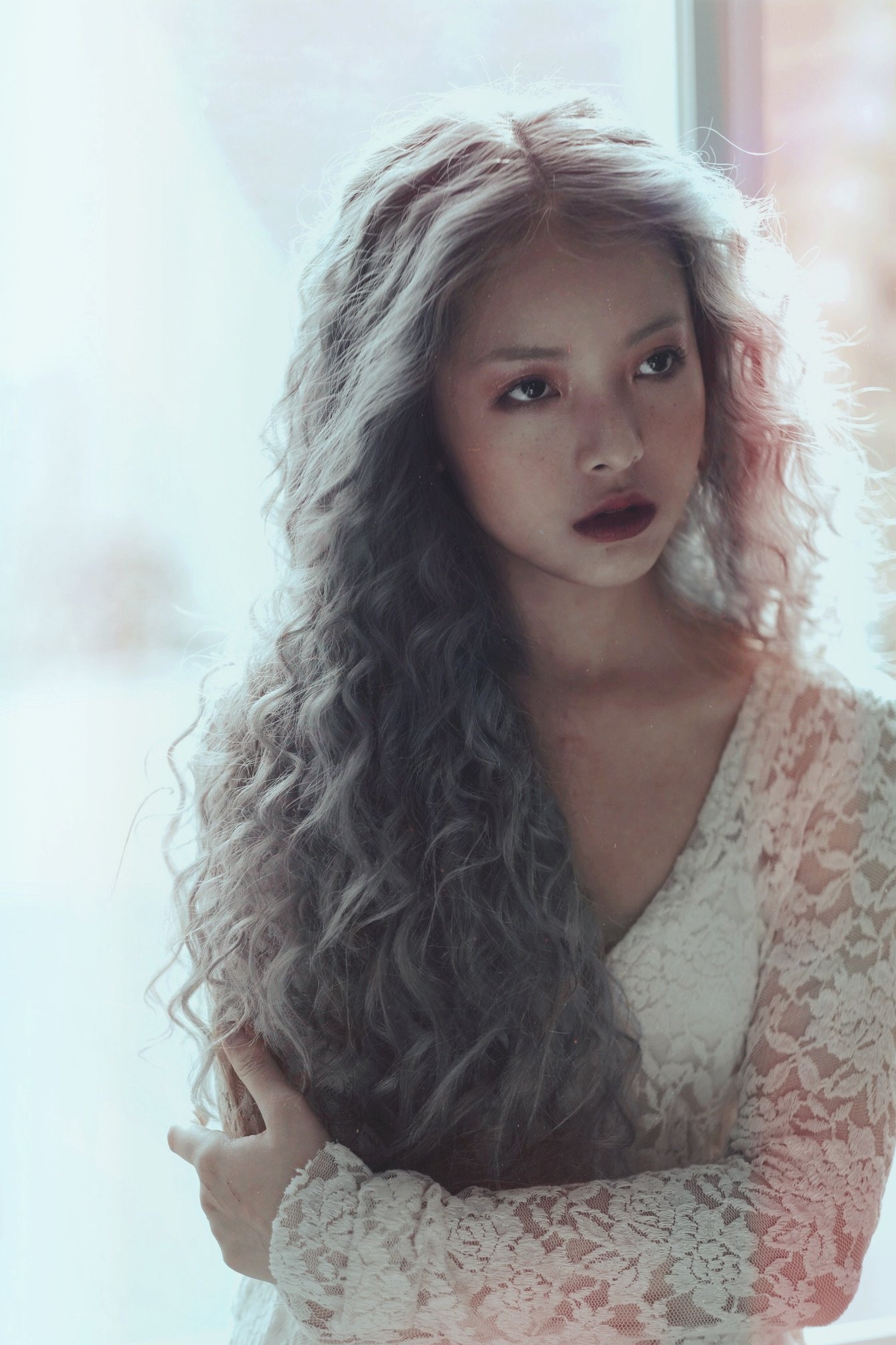 nhan sac ma nu yu duong loi nguyen huyet ngai anh 9