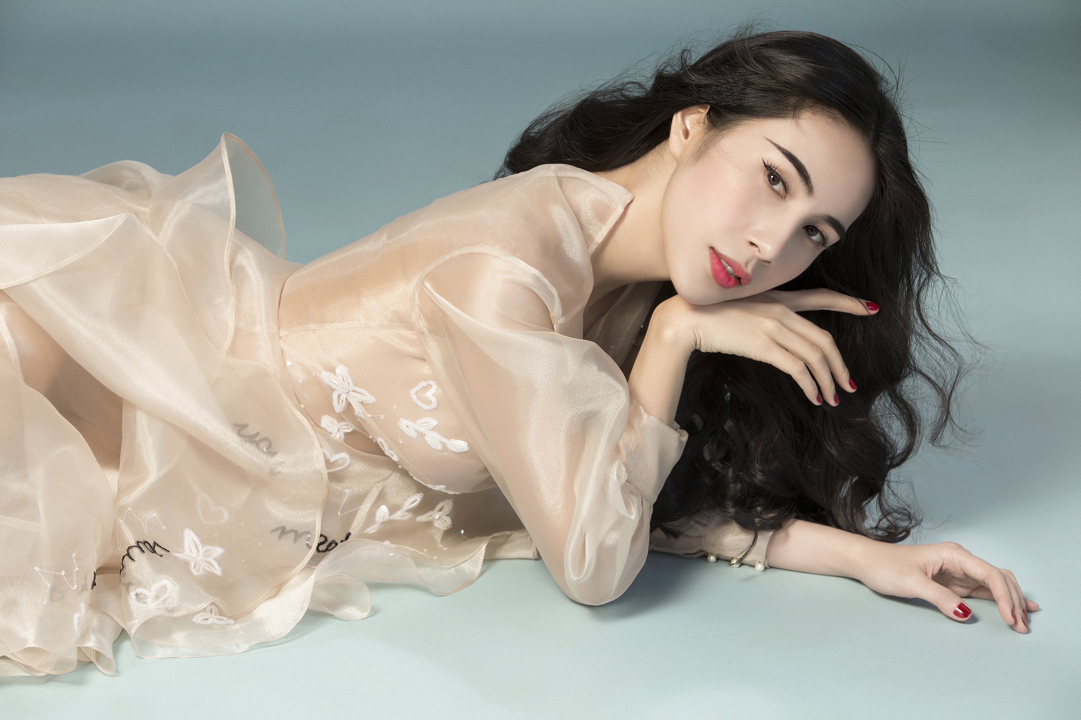 noi voi em mai mai la bao xa thuy tien anh 1