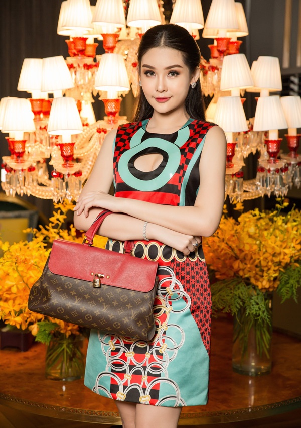 le au ngan anh mac do hieu van que anh 5