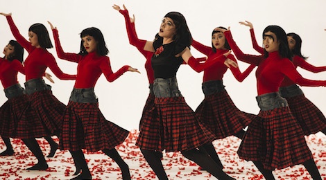 MV Doa hoa hong (Queen) - Chi Pu hinh anh