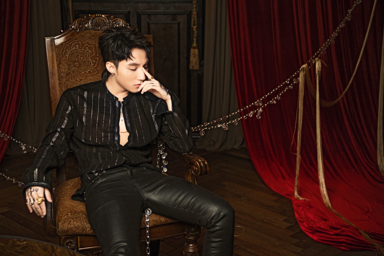 son tung ki hop dong nghe si voi cong ty han quoc anh 2