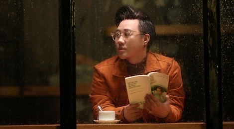 'Thanh mua' Trung Quan tiep tuc mo man thang 6 voi mot ca khuc ve mua hinh anh