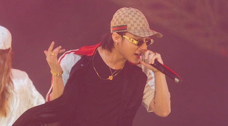 Son Tung va dan sao Vpop 'chay' het minh trong dem nhac pho di bo hinh anh