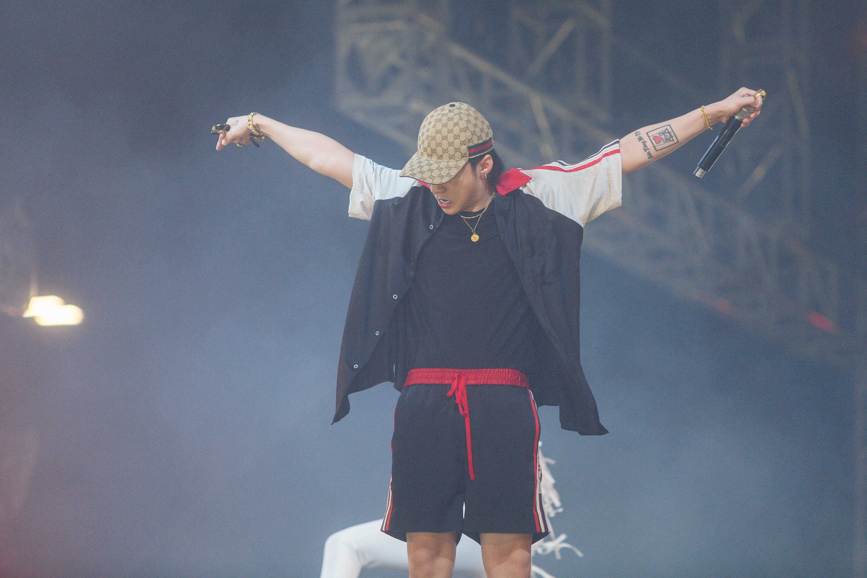 son tung toc tien dien o pho di bo anh 4