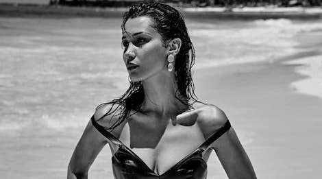 Bella Hadid khoe than thai dinh cao tren bia tap chi thoi trang hinh anh
