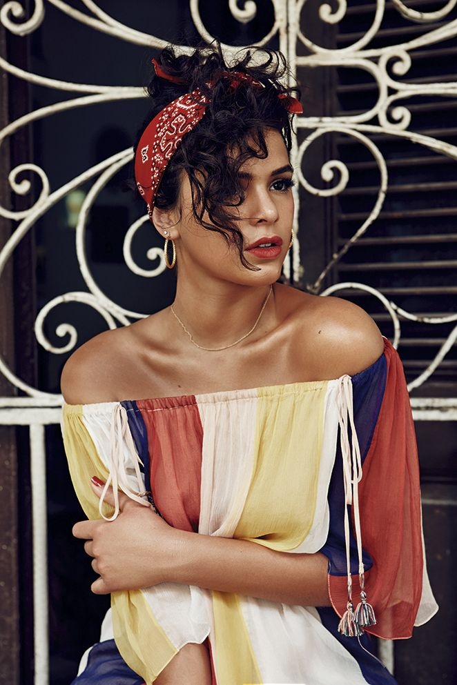 ban gai neymar anh 2