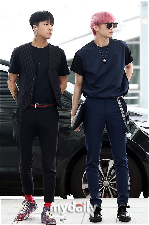 nhan sac sao han o san bay anh 11