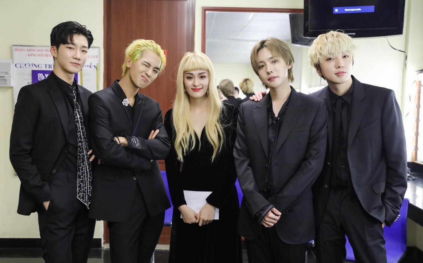 kieu toc cua ha vi anh 1