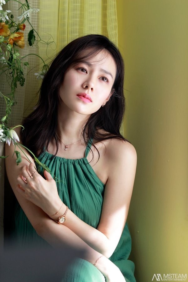 nhan sac son ye jin anh 5