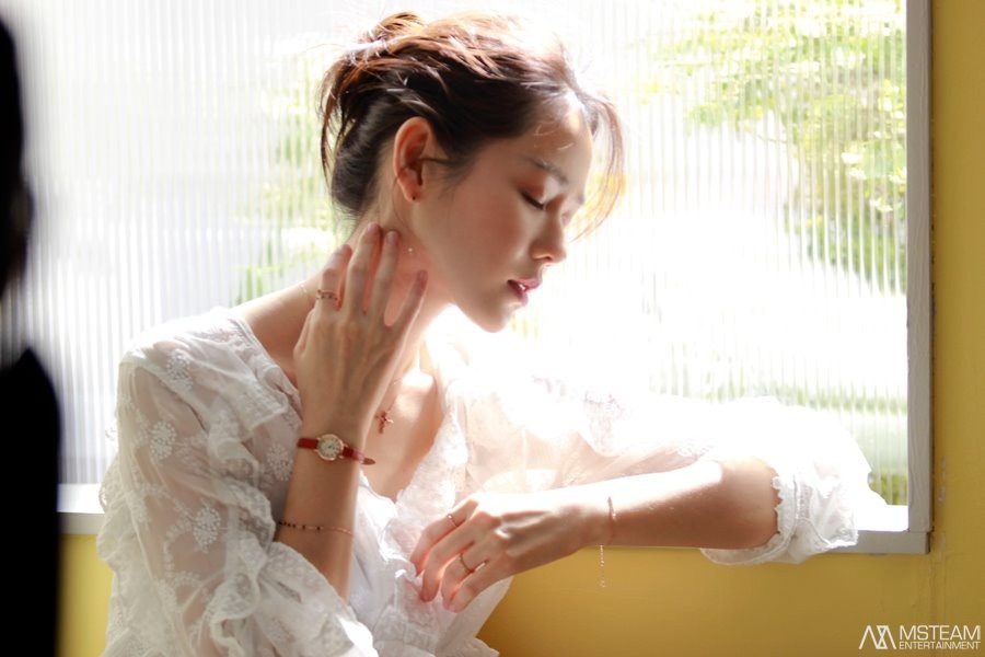 nhan sac son ye jin anh 8