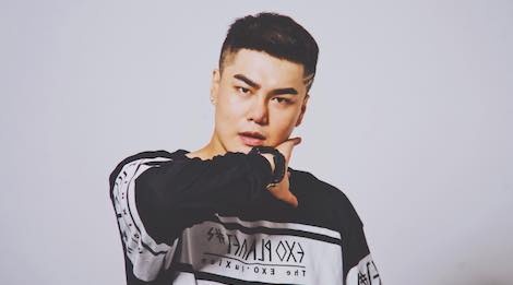 Nguyen Dinh Vu vuot qua 'Dung nhu thoi quen', canh tranh voi Hoa Vinh hinh anh