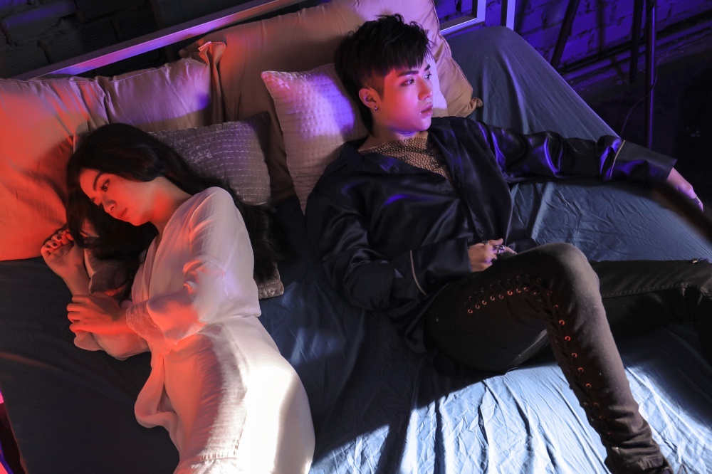 uni5 ra bài hát mới ảnh 1 uni5 ra bai hat moi anh 1