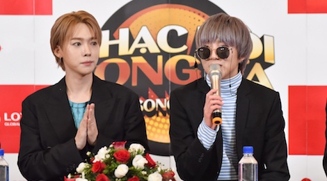 WINNER tiet lo muon di cho dem, an thu cac mon an dan da Viet Nam hinh anh