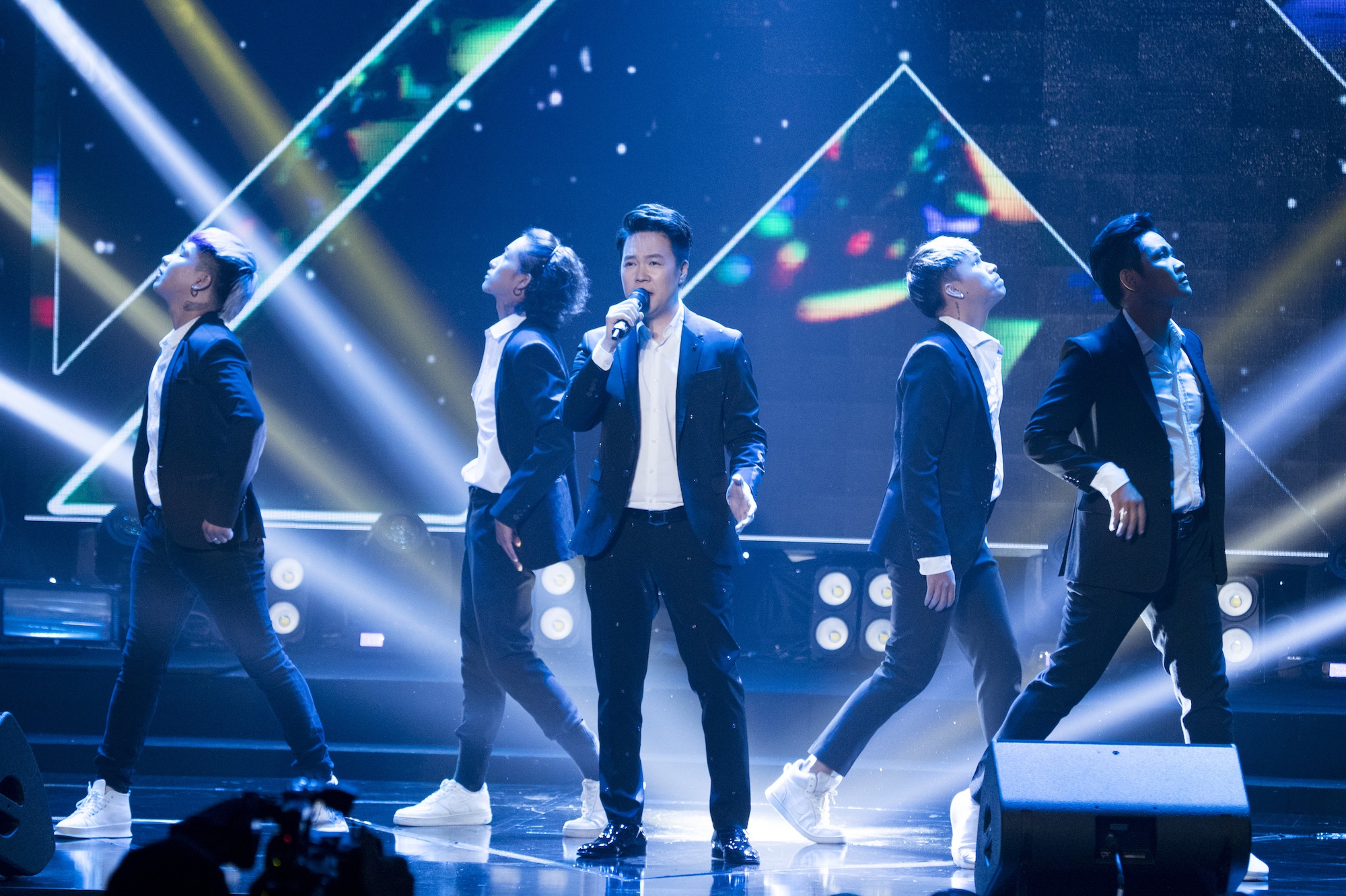 lan song xanh next step anh 6