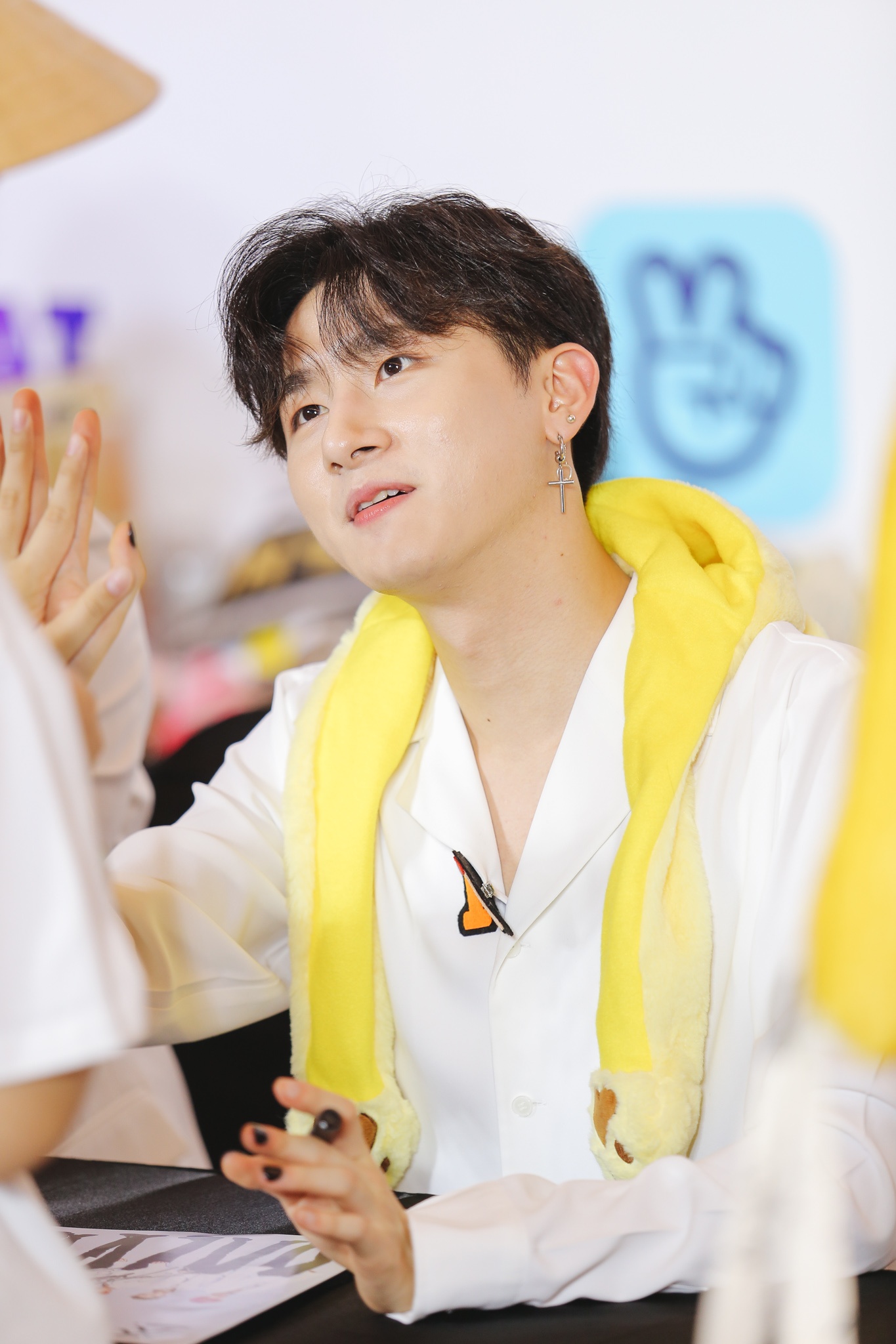 momoland monsta x ki tang fan viet anh 15