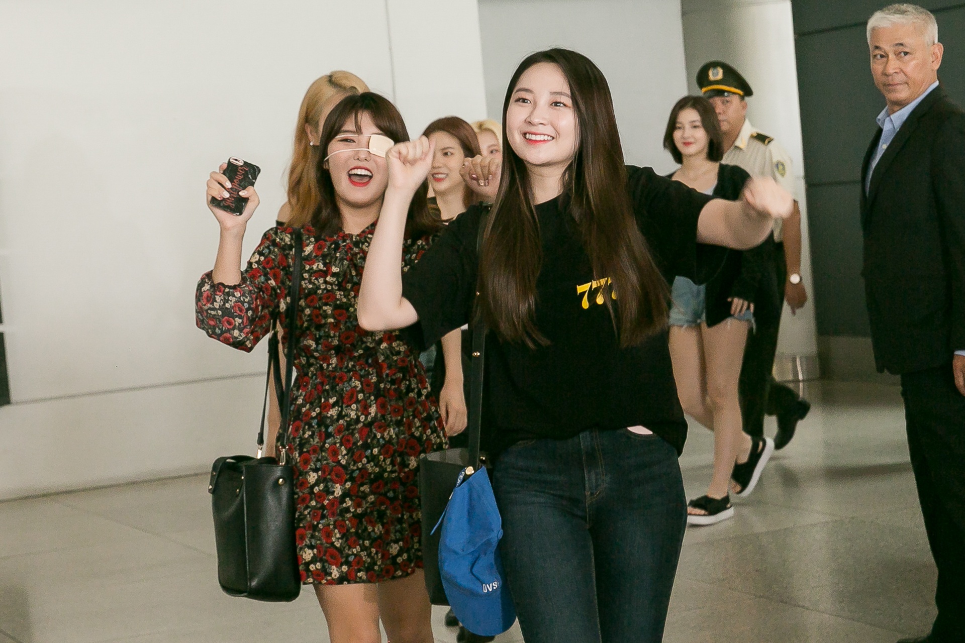 momoland den viet nam anh 3