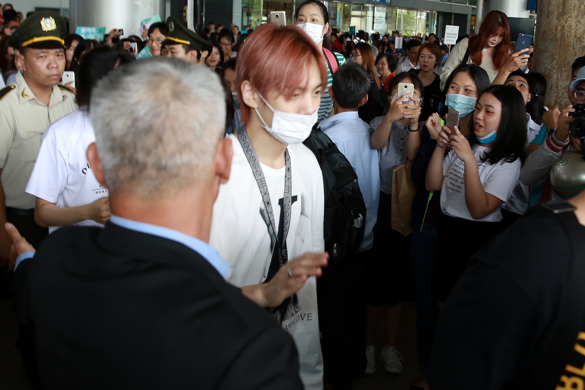 momoland den viet nam anh 14