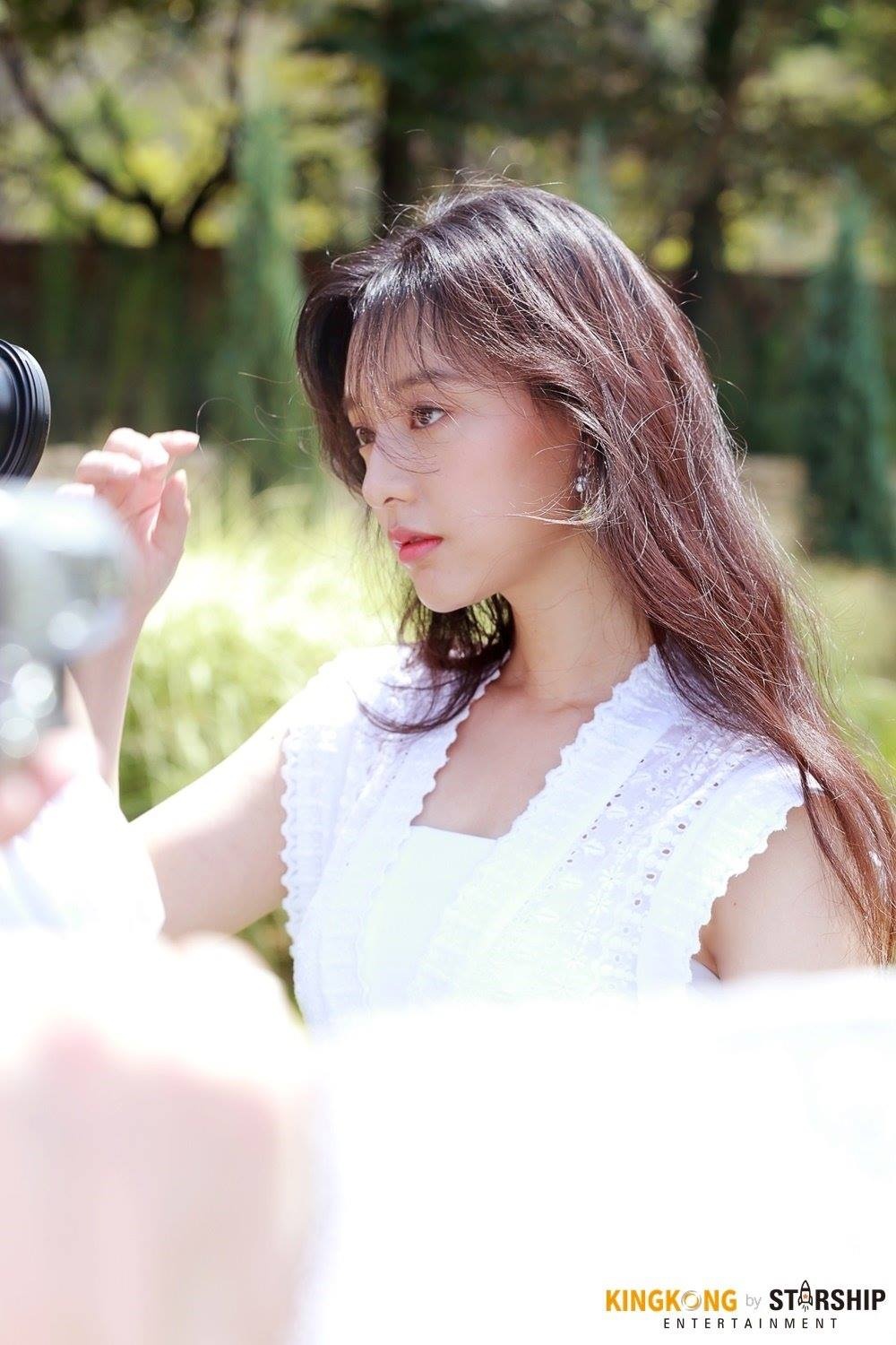 nhan sac my nhan hau due mat troi anh 7