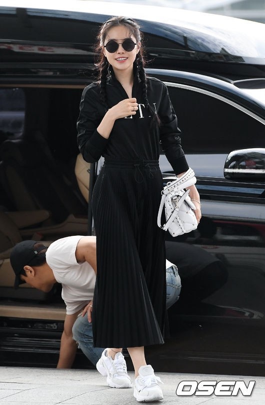 na eun apink mac do hieu nhung trong gian di anh 3