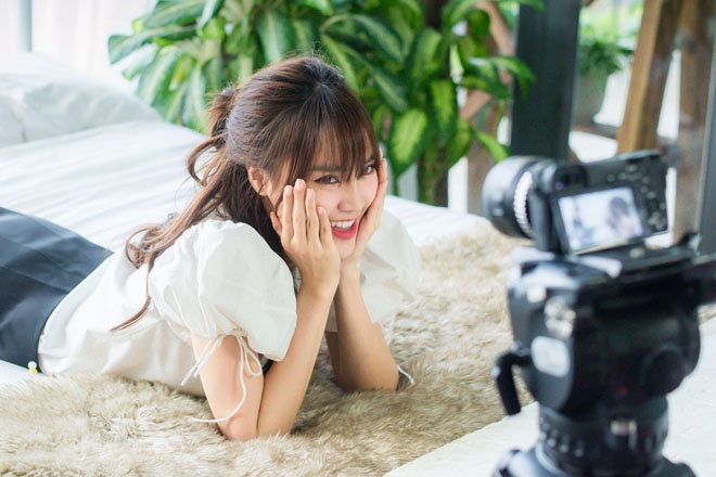 ninh dương lan ngọc lấn sân ca hát ảnh 2 ninh duong lan ngoc lan san ca hat anh 2