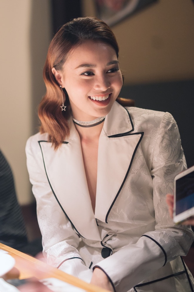 ninh dương lan ngọc lấn sân ca hát ảnh 1 ninh duong lan ngoc lan san ca hat anh 1