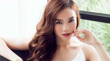 Ninh Duong Lan Ngoc: 'Toi hat khong te den muc bi goi la tham hoa' hinh anh