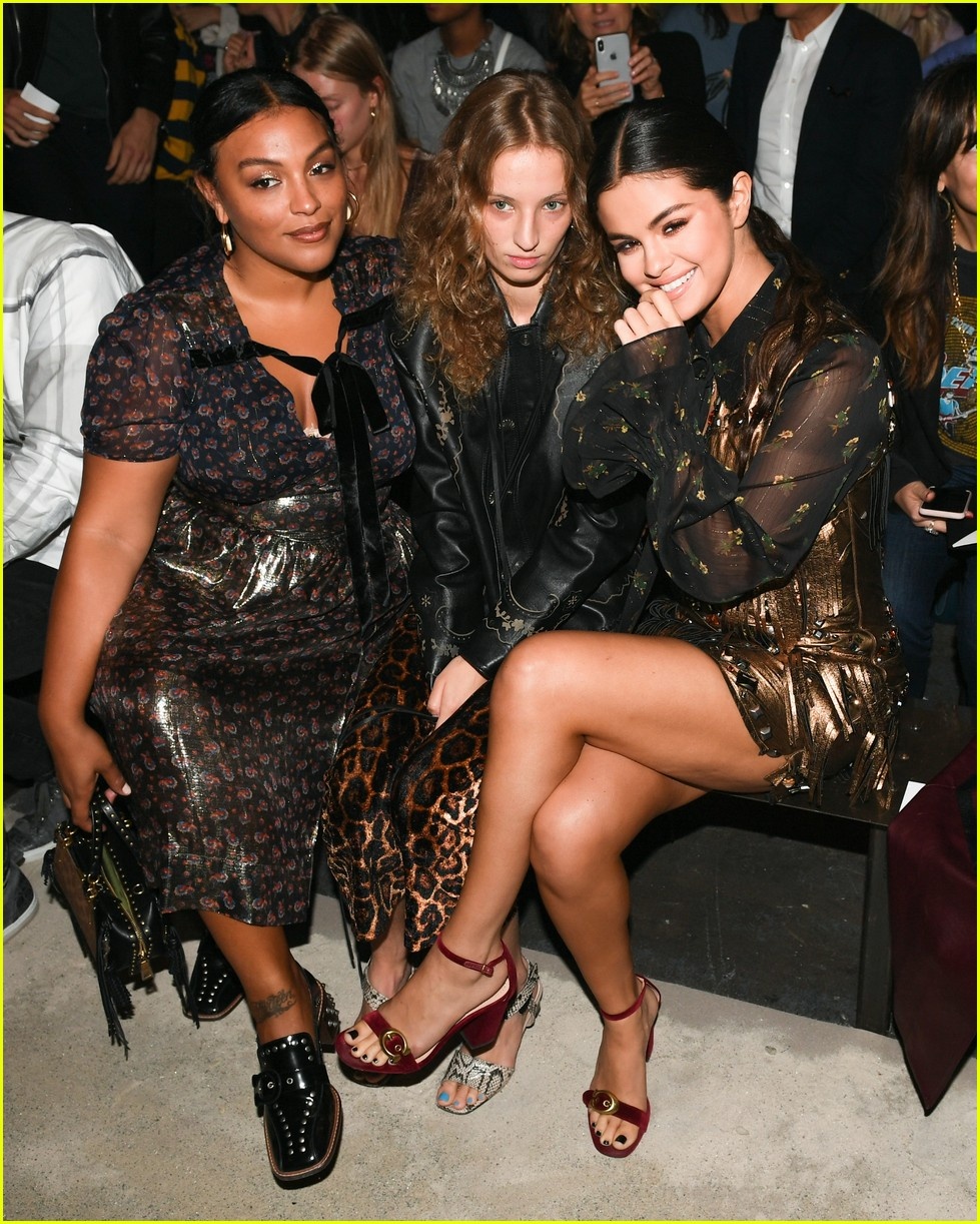 selena gomez do sac black pink anh 7