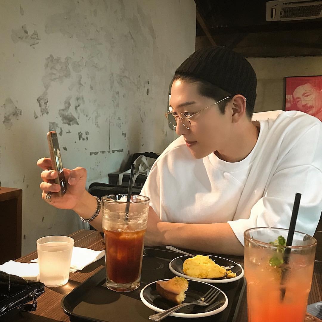 goo hara hanh hung ban trai anh 7