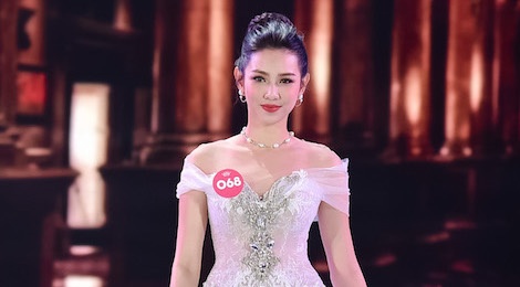 Top 15 Hoa hau Viet Nam 2018 long lay trong trang phuc da hoi hinh anh