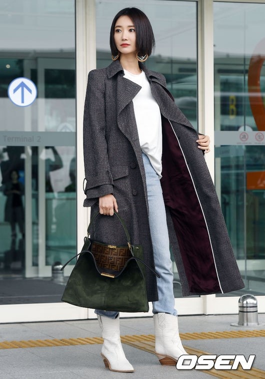 my nu han noi bat voi mai toc khac la anh 5