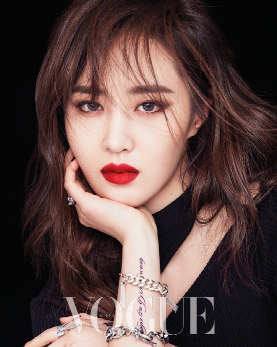 nghe si solo kpop thang 10 anh 1