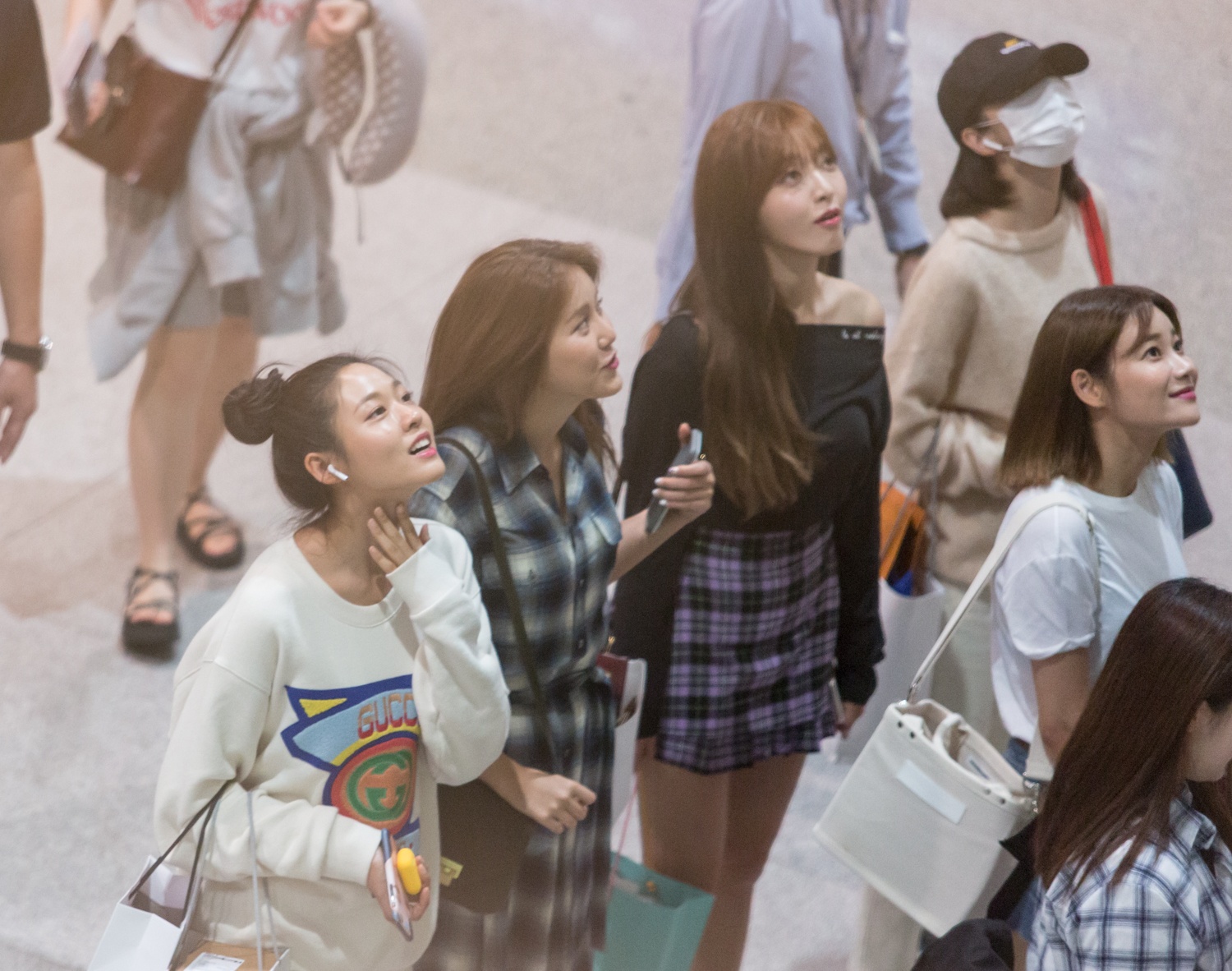 my nu nong bong seol hyun den viet nam anh 2